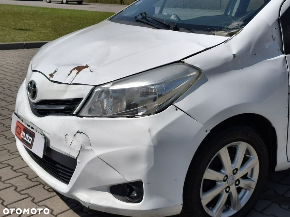 Toyota Yaris - 23