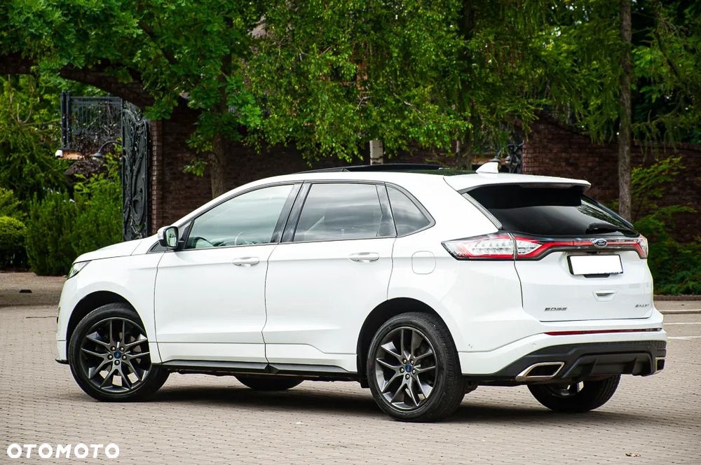 Ford Edge 2.0 TDCi Bi-Turbo 4x4 ST-LINE - 12