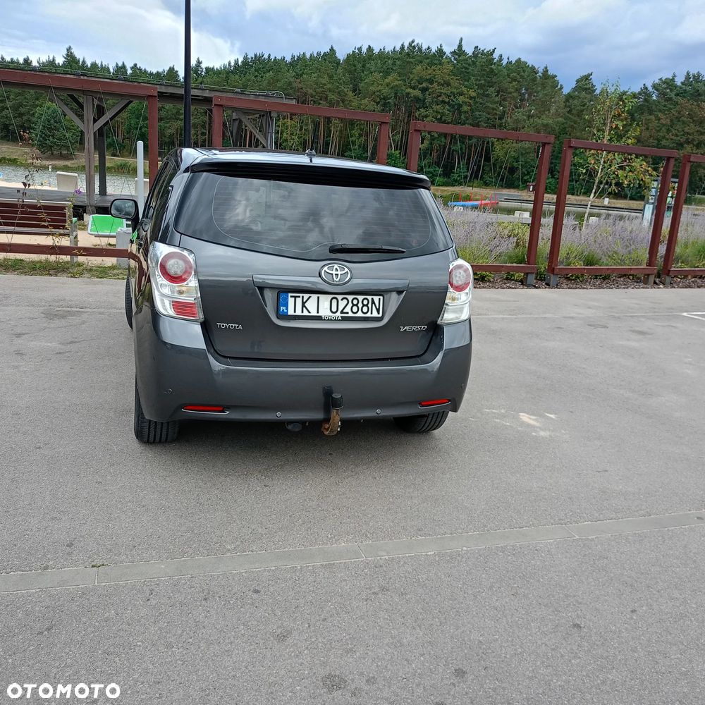 Toyota Verso 2.0 D-4D - 4
