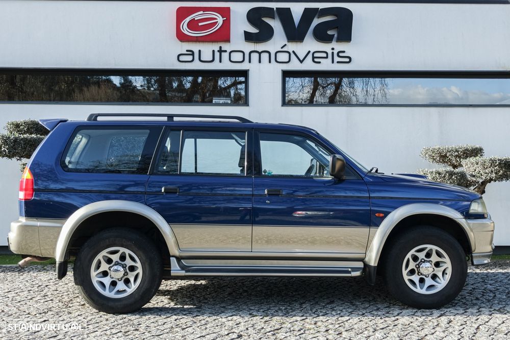 Mitsubishi Pajero Sport 2.5 TD GLS - 2