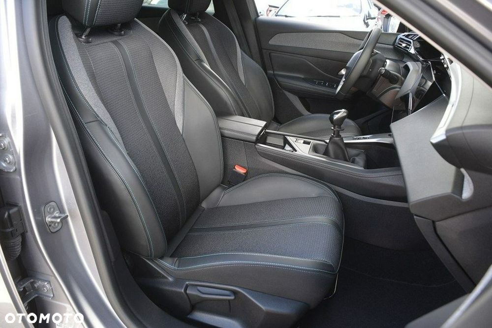 Peugeot 308 1.2 PureTech Allure S&S - 19