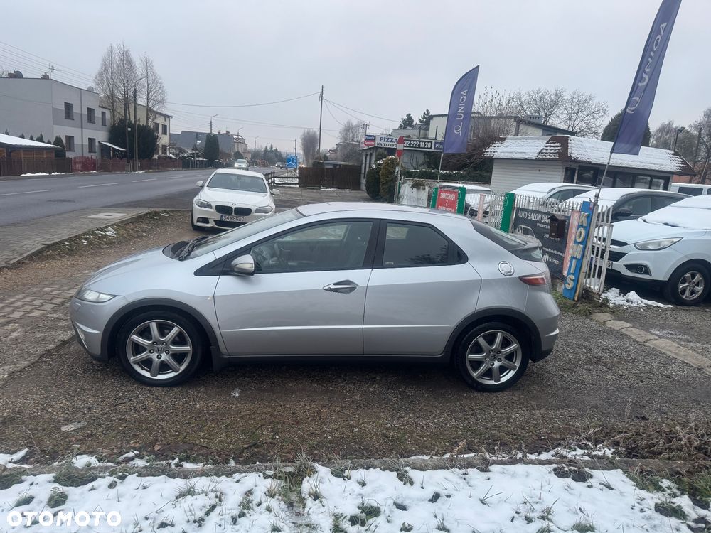 Honda Civic 1.8 Executive - 21