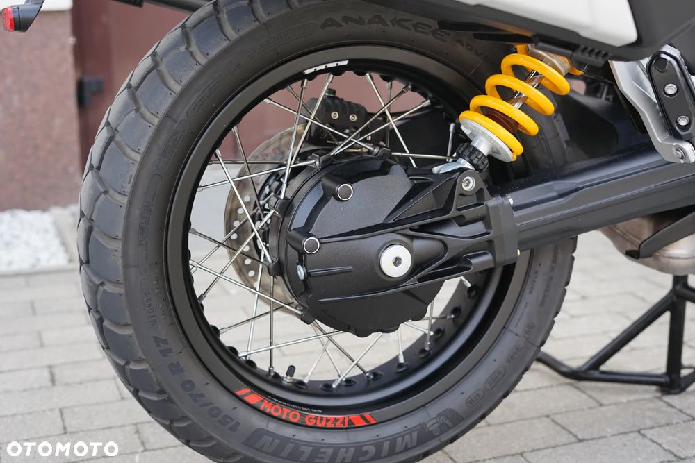 Moto Guzzi V85 - 7