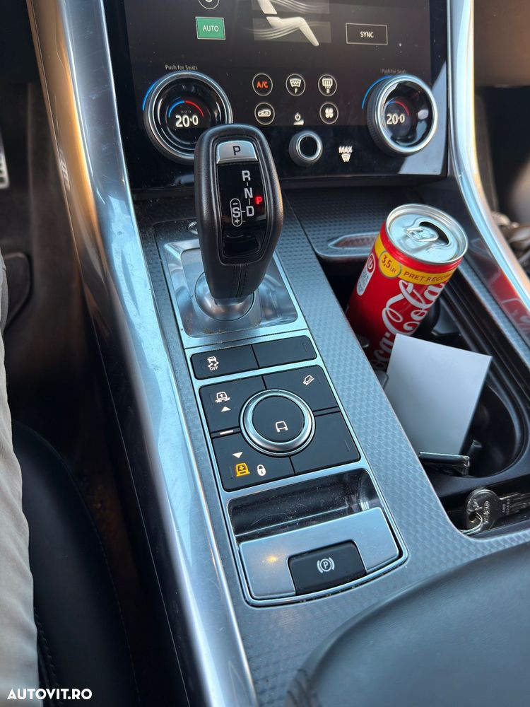 Land Rover Range Rover Sport 3.0 I6 D250 MHEV HSE Dynamic Stealth - 31