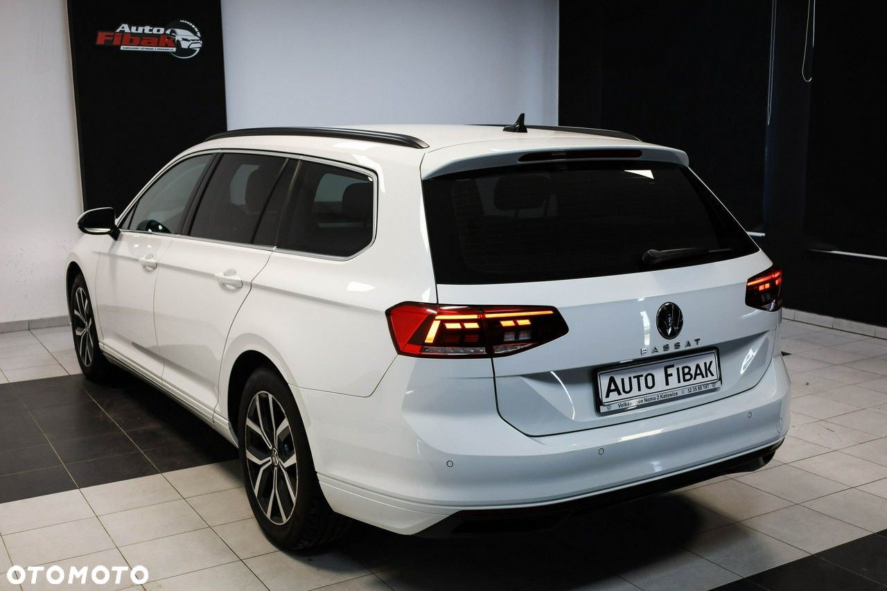 Volkswagen Passat - 7