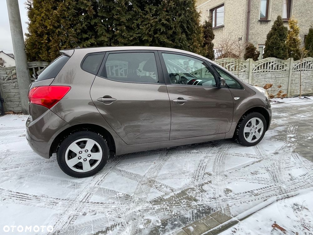 Kia Venga 1.6 CVVT Platinum Edition - 17