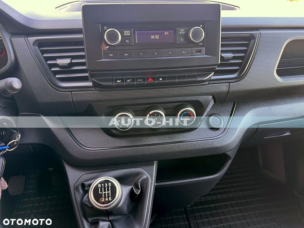 Renault Trafic - 8