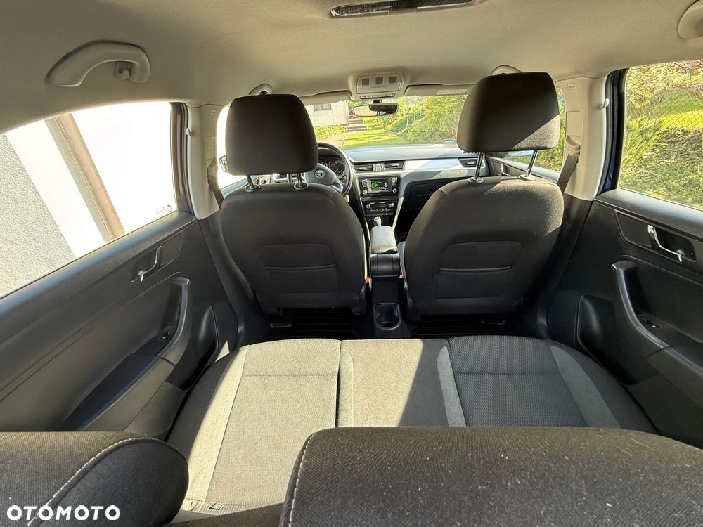 Skoda RAPID 1.2 TSI Ambition - 12