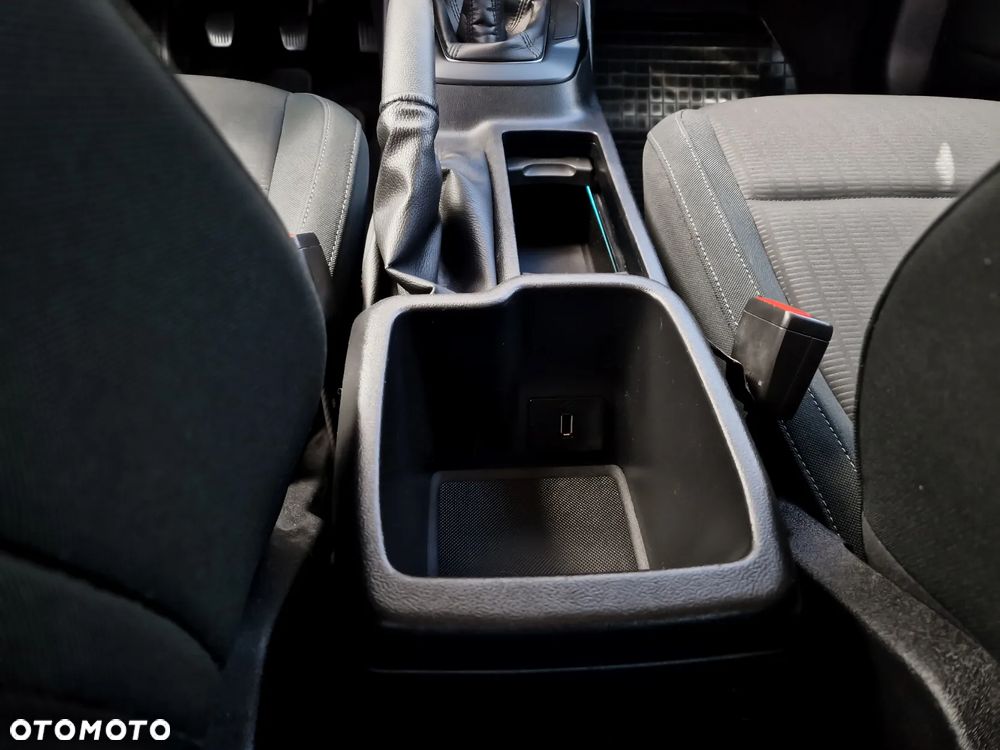 Ford Focus 1.0 EcoBoost Trend - 11
