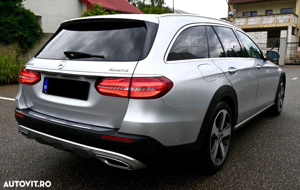 Mercedes-Benz E 220 d 4Matic All-Terrain 9G-TRONIC Avantgarde - 11