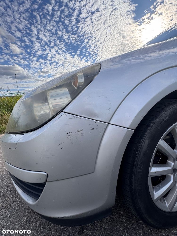 Opel Astra 1.6 Essentia - 8