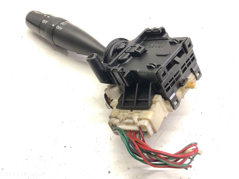 PRZEŁĄCZNIK KIERUNKOWSKAZÓW - 45.00 PLN - TOYOTA COROLLA Verso (_E12_) 2001 - 2007 2.0 D-4D - 3