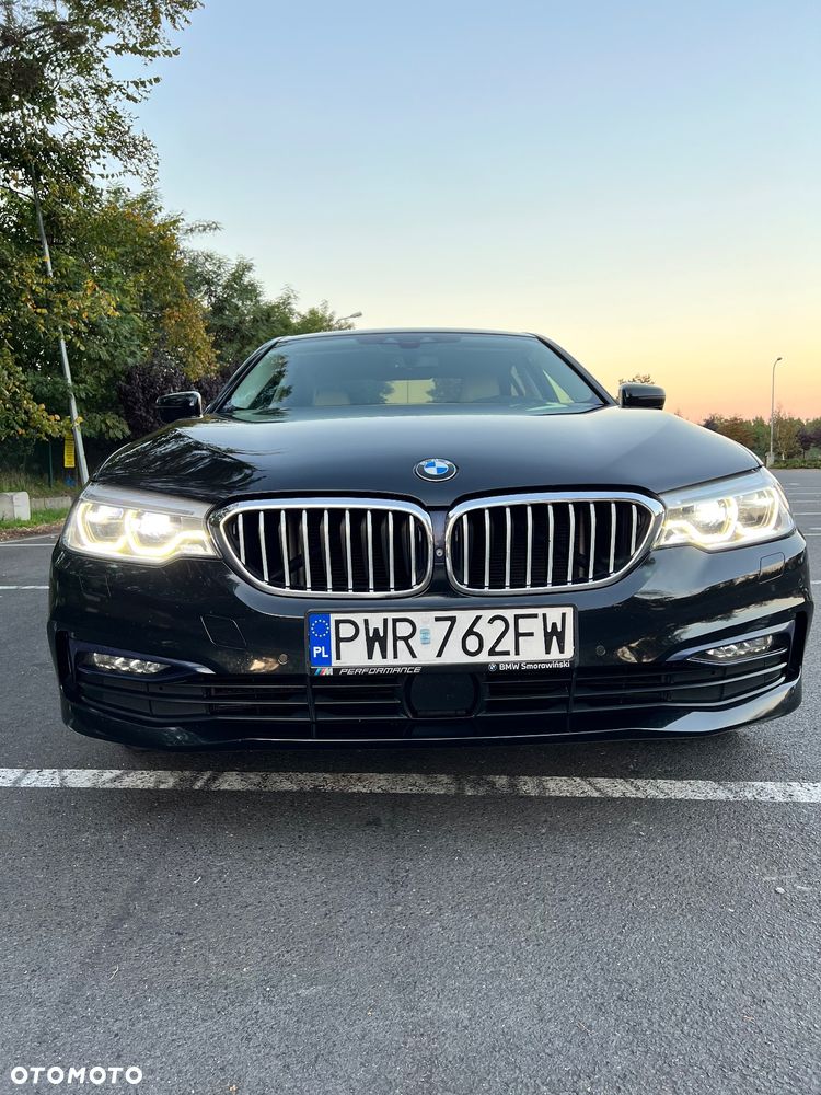 BMW Seria 5 520d xDrive - 17