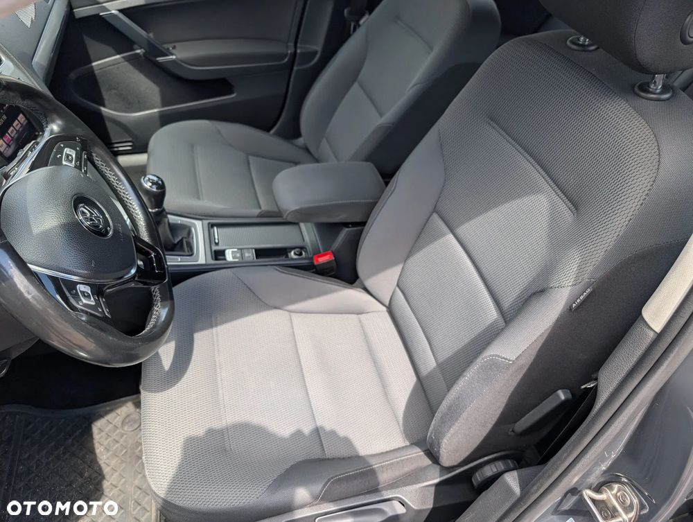 Volkswagen Golf 1.6 TDI BlueMotion Technology Comfortline - 17