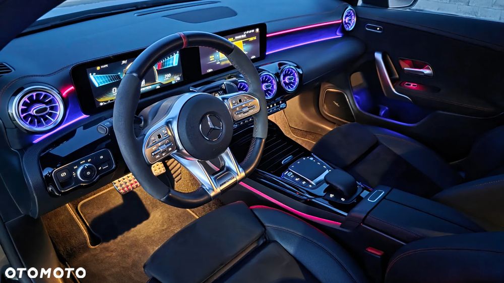 Mercedes-Benz CLA AMG 35 4-Matic 7G-DCT - 35