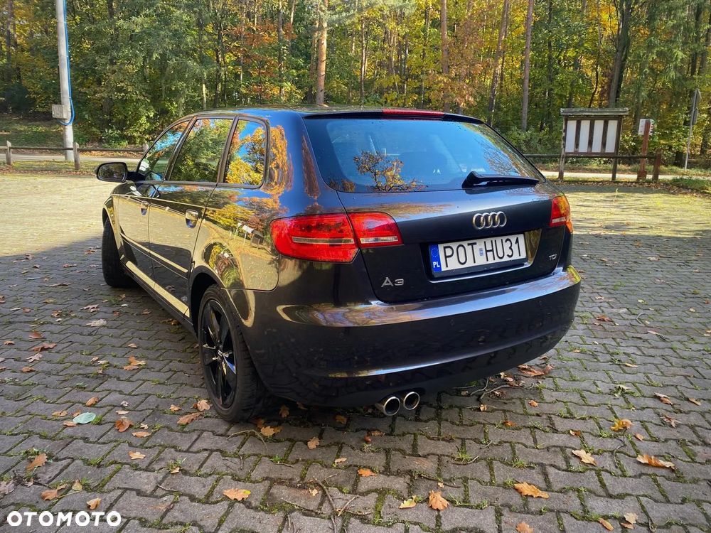 Audi A3 Sportback 1.6 TDI DPF Ambition - 5
