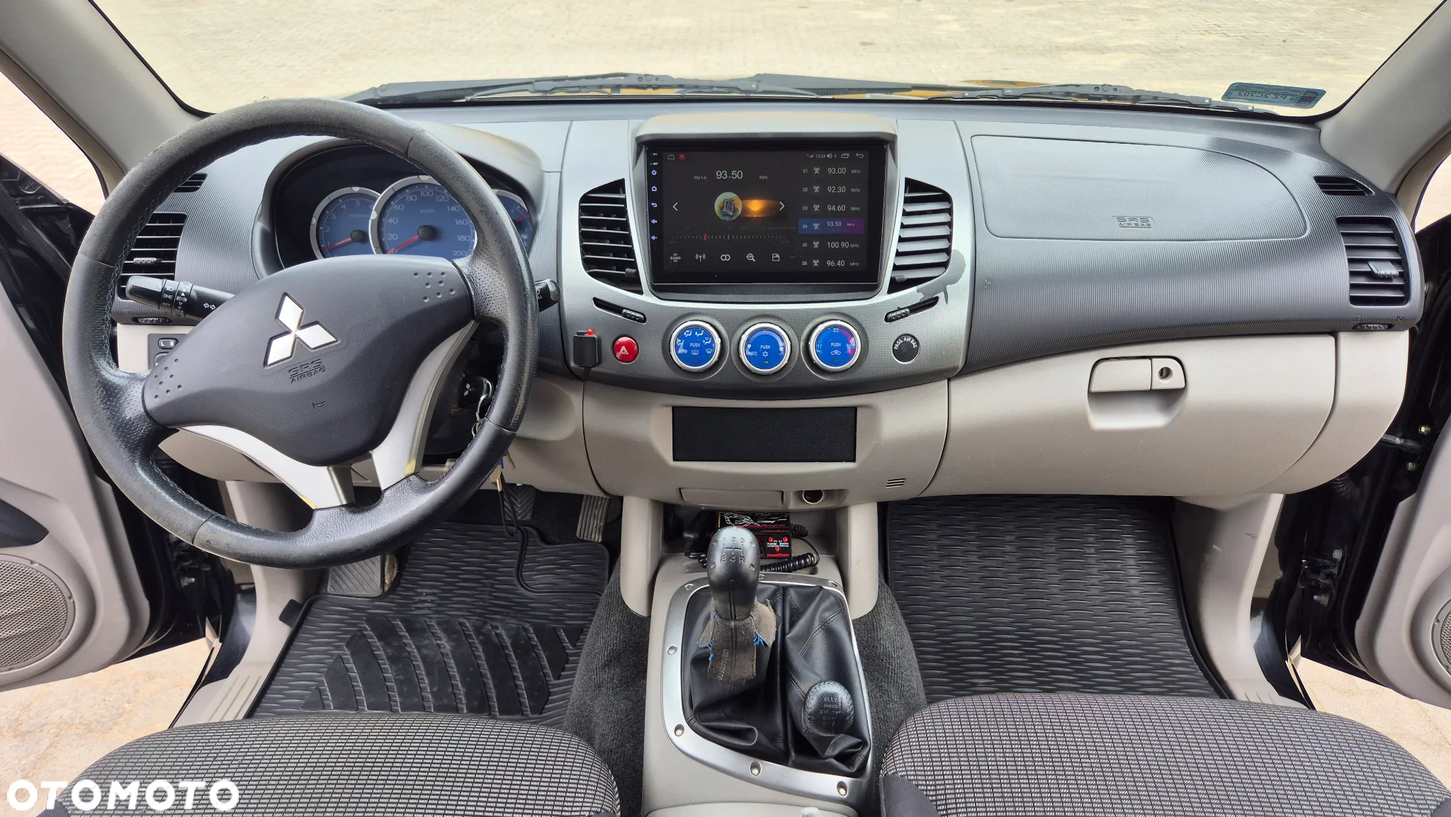 Mitsubishi L200 2.5 DID Intense - 15