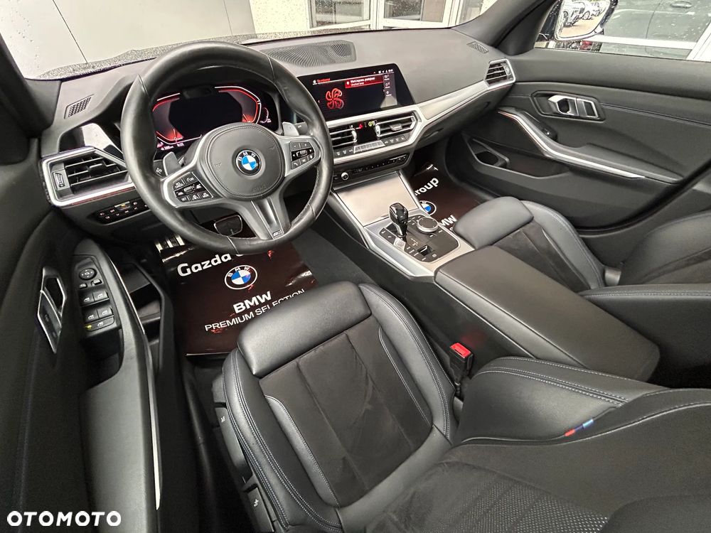 BMW Seria 3 320d xDrive M Sport Shadow sport - 27