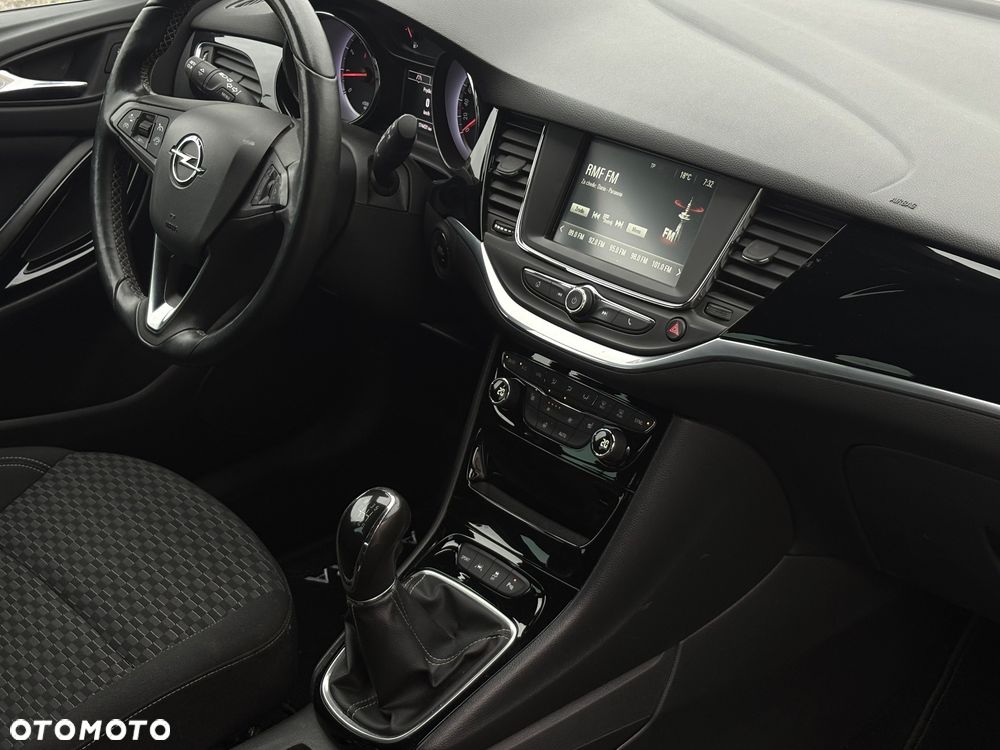 Opel Astra 1.4 T Dynamic - 32