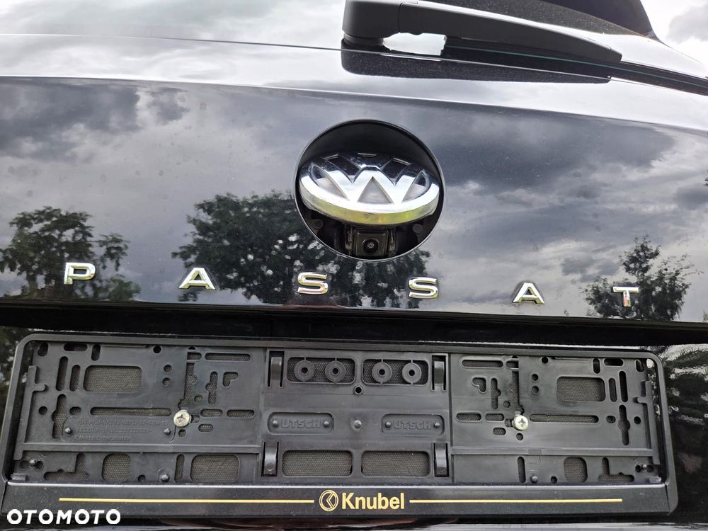 Volkswagen Passat 2.0 TDI Bi-Turbo BMT 4Mot Highline DSG - 19