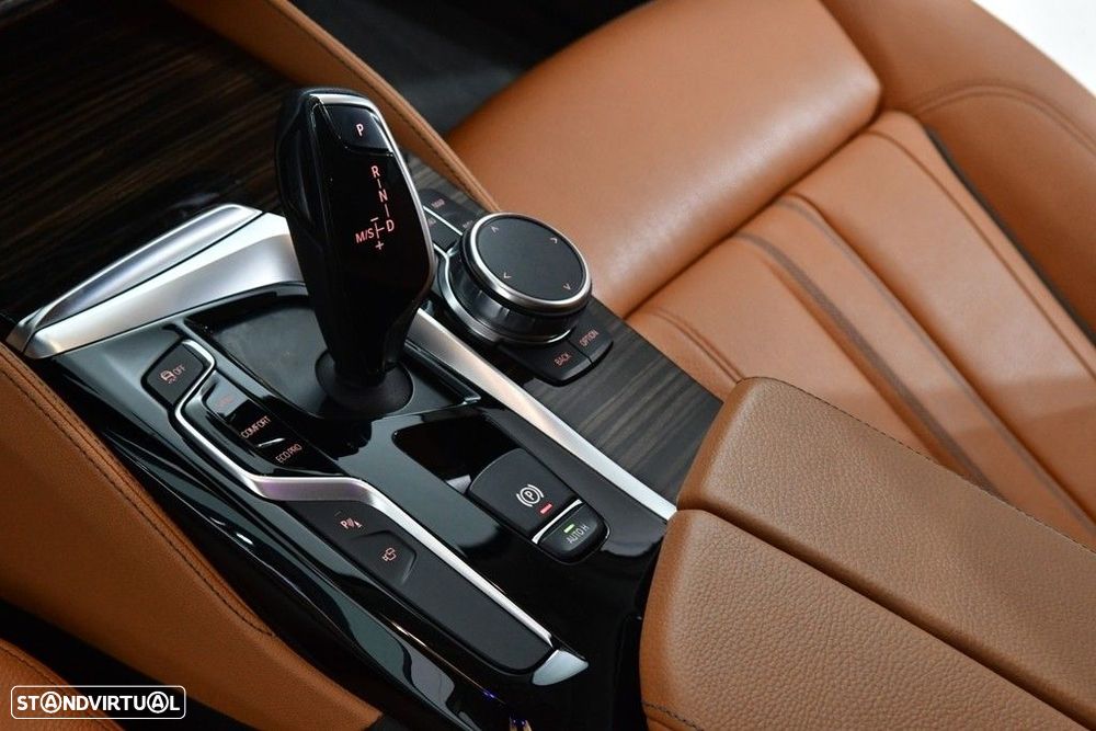 BMW 520 d Line Luxury Auto - 21