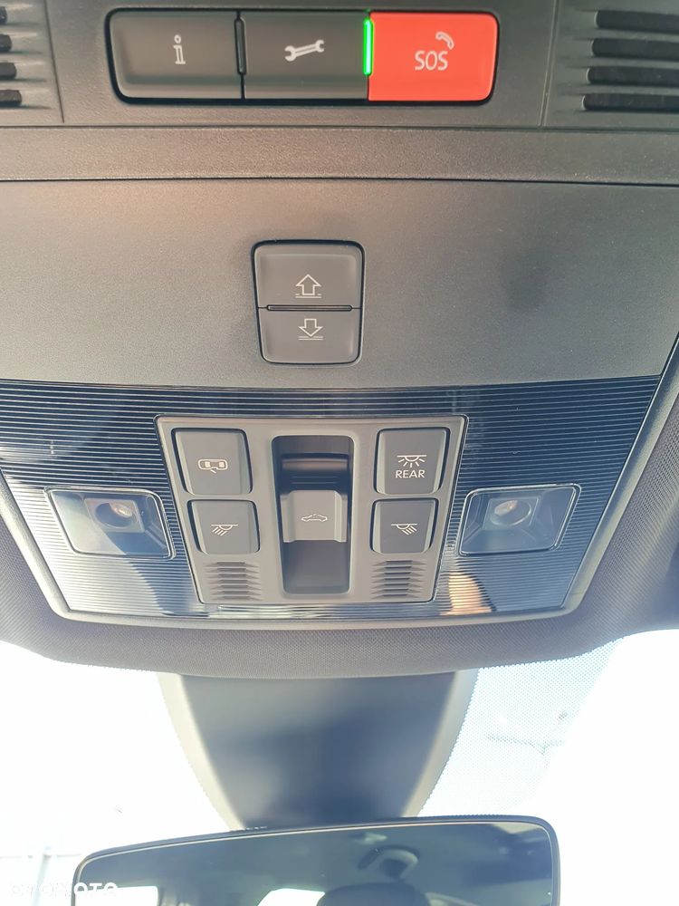 Skoda Karoq 1.5 TSI ACT Sportline - 17