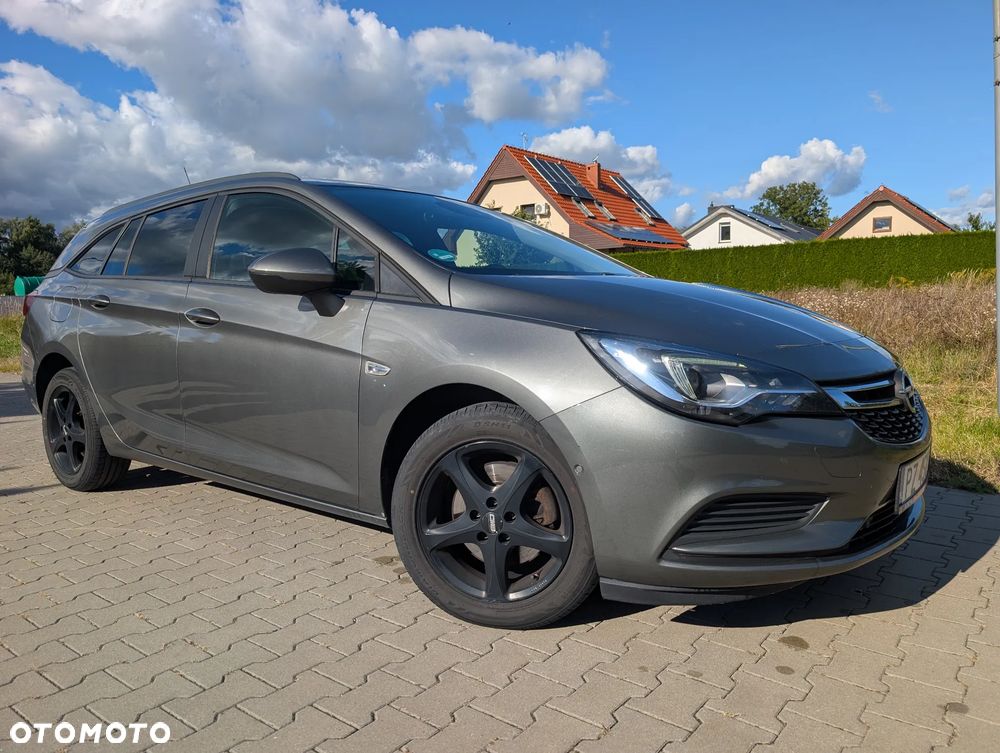 Opel Astra 1.6 D Start/Stop Automatik Dynamic - 2