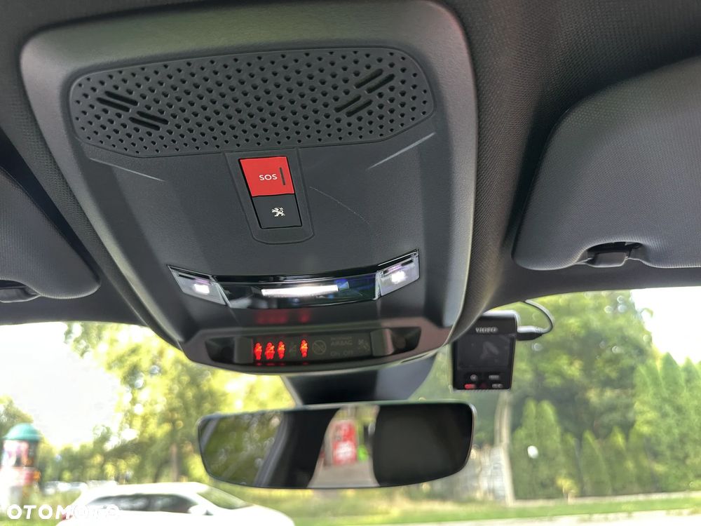 Peugeot 2008 1.2 PureTech GT S&S - 16