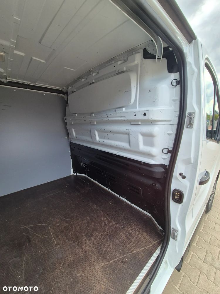 Renault Trafic 2017r Long 100Tys km!!! Klima Kamera Full Super stan - 11