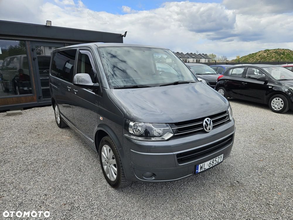 Volkswagen Multivan - 8