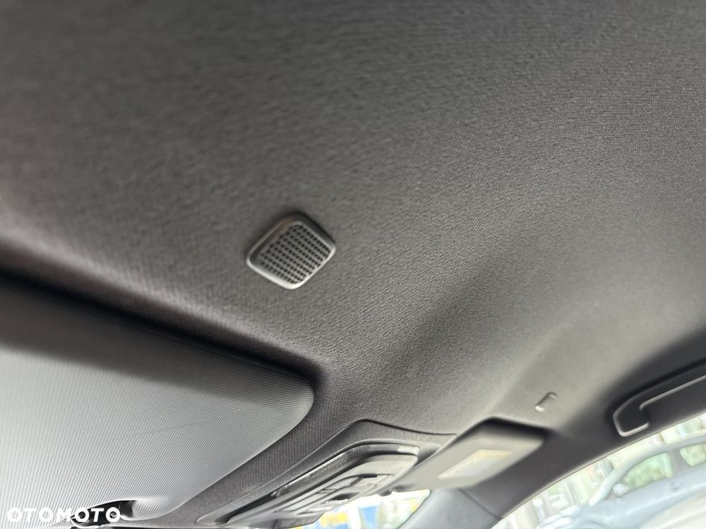 Toyota Corolla 2.0 Hybrid Comfort - 27