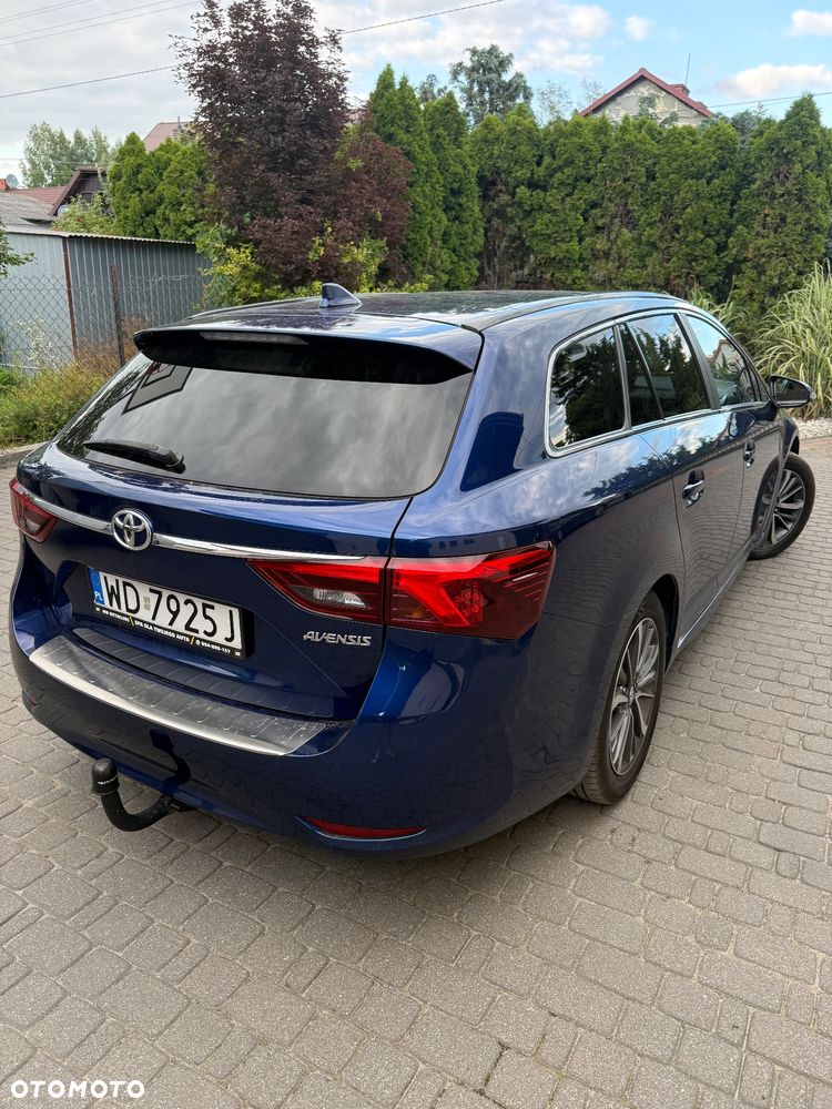 Toyota Avensis 2.0 Premium MS - 5
