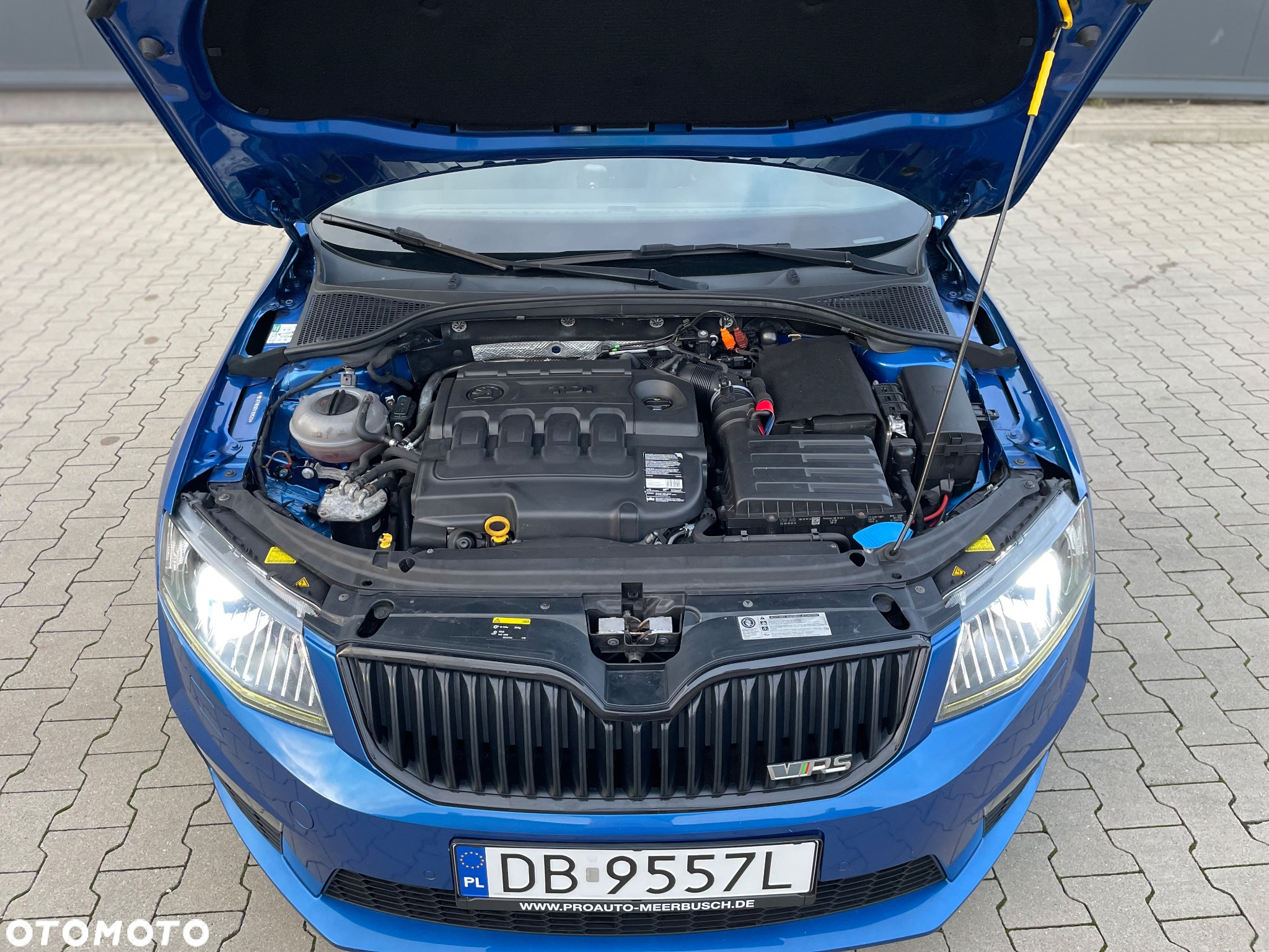 Skoda Octavia Combi 2.0 TDI RS - 12