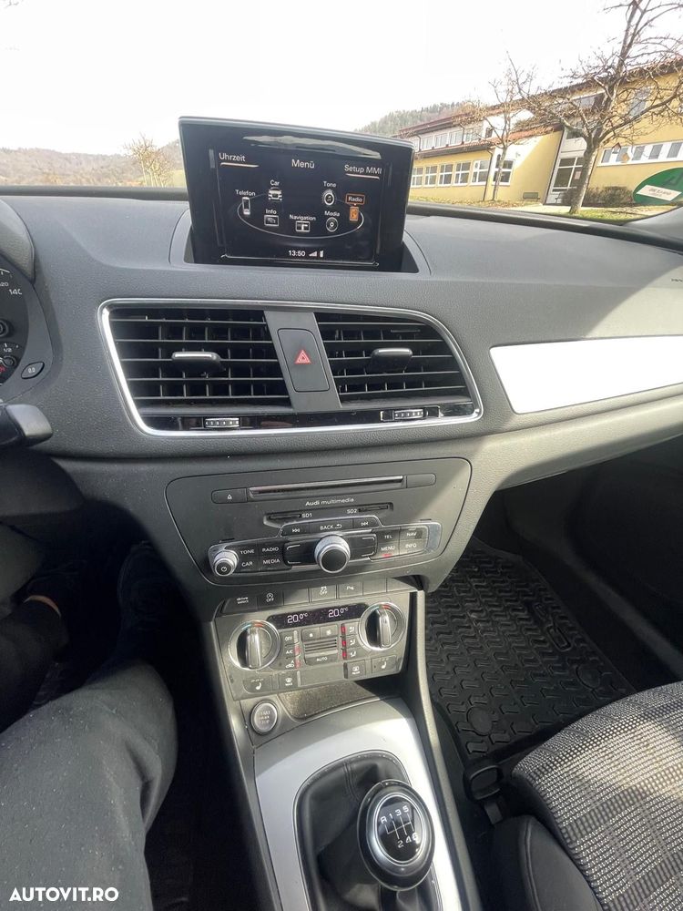Audi Q3 2.0 TDI Design - 10
