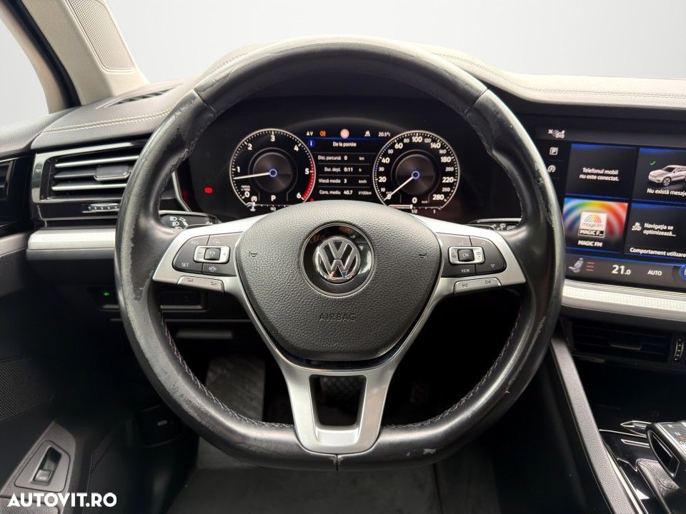 Volkswagen Touareg - 16