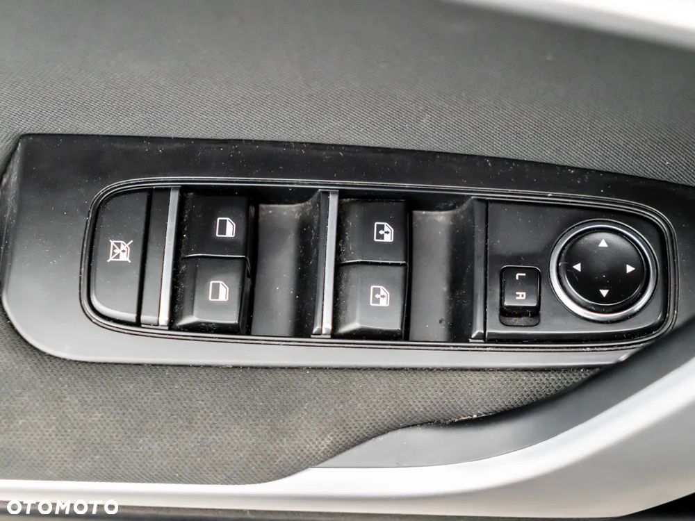 Kia XCeed 1.5 T-GDI M - 14