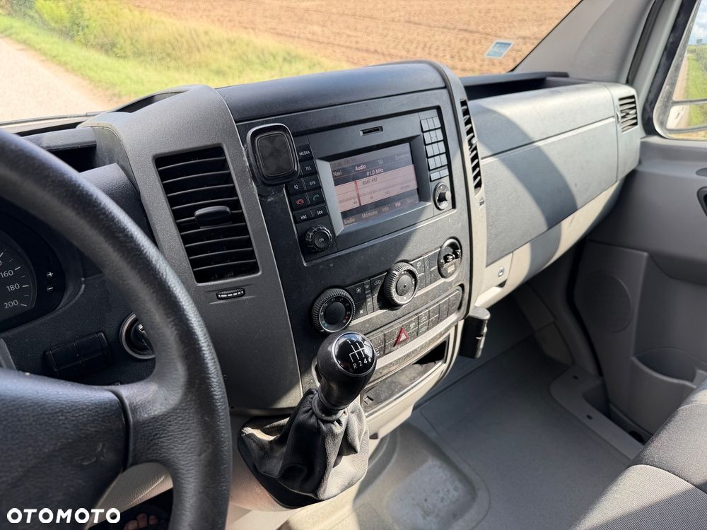 Volkswagen Crafter - 11