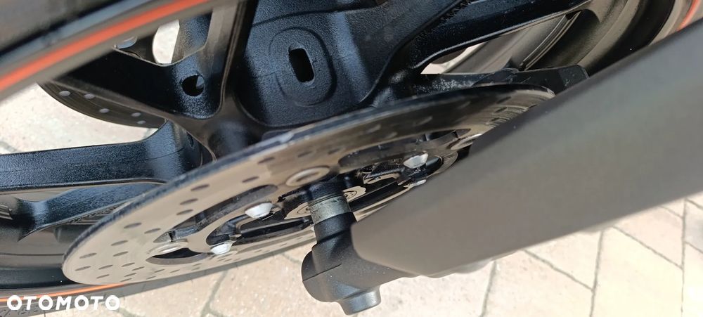 Yamaha MT - 18
