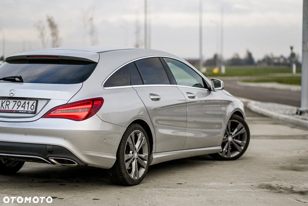 Mercedes-Benz CLA 180 7G-DCT Peak Edition - 21
