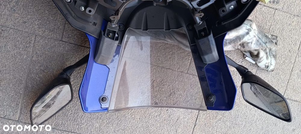 YAMAHA R3 LAMPA REFLEKORT CZASZA OWIEWKA STELAŻ 2019 - 18