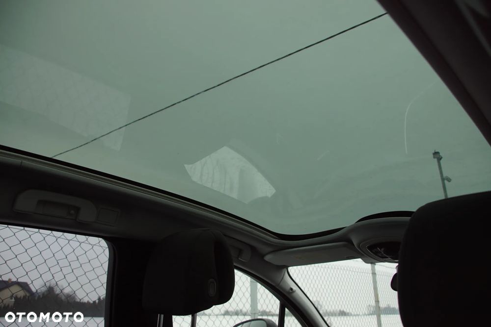 Auto na części - Peugeot 508 SW I 2.0 HDI 163 KM RH02 20MB27 KGN 2010R Silnik Skrzynia Drzwi Maska Klapa Zderzak Błotnik Szyba Lusterko Klamka Lampa Deska Kokpit Sterownik Moduł Czujnik Licznik Wyświetlacz Panel Kierownica - 17