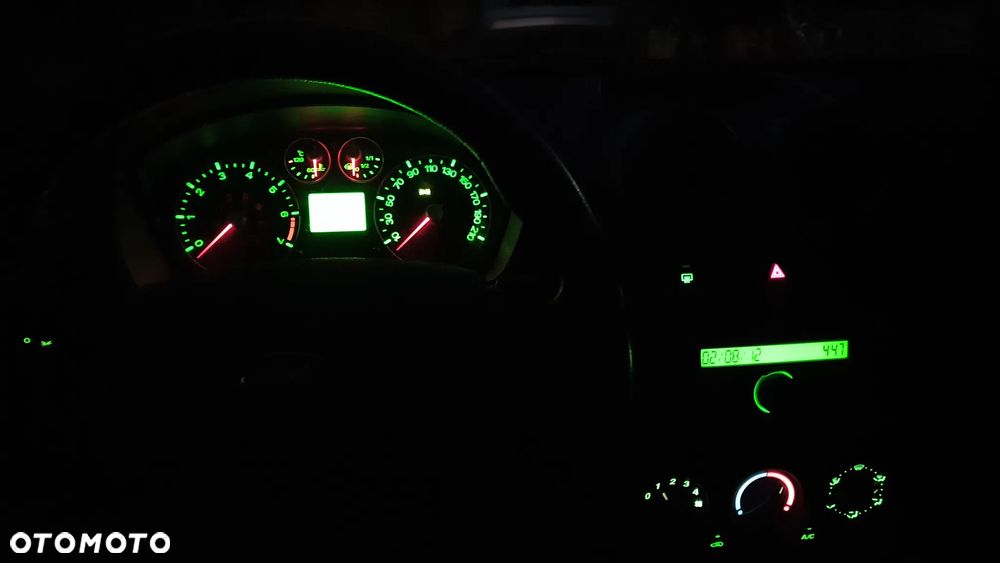 Ford Fiesta 1.3 Ambiente - 25