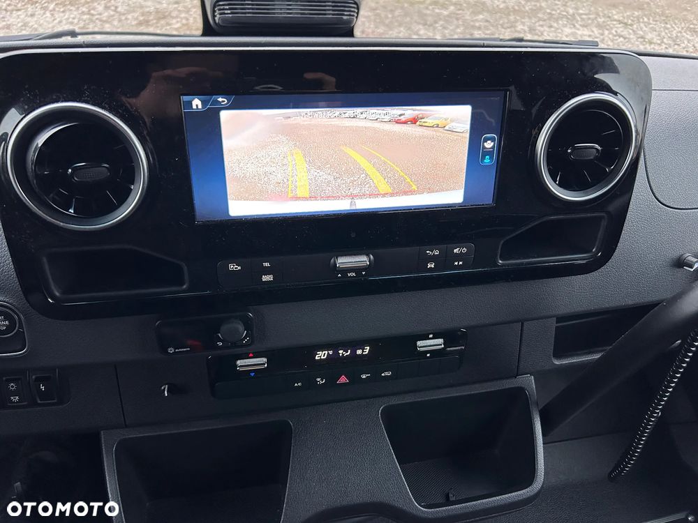 Mercedes-Benz Sprinter 519 - 16