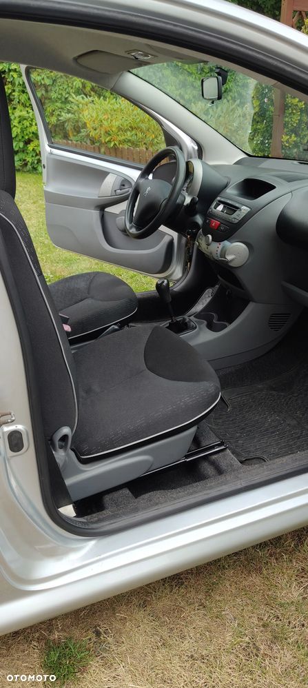 Peugeot 107 - 9