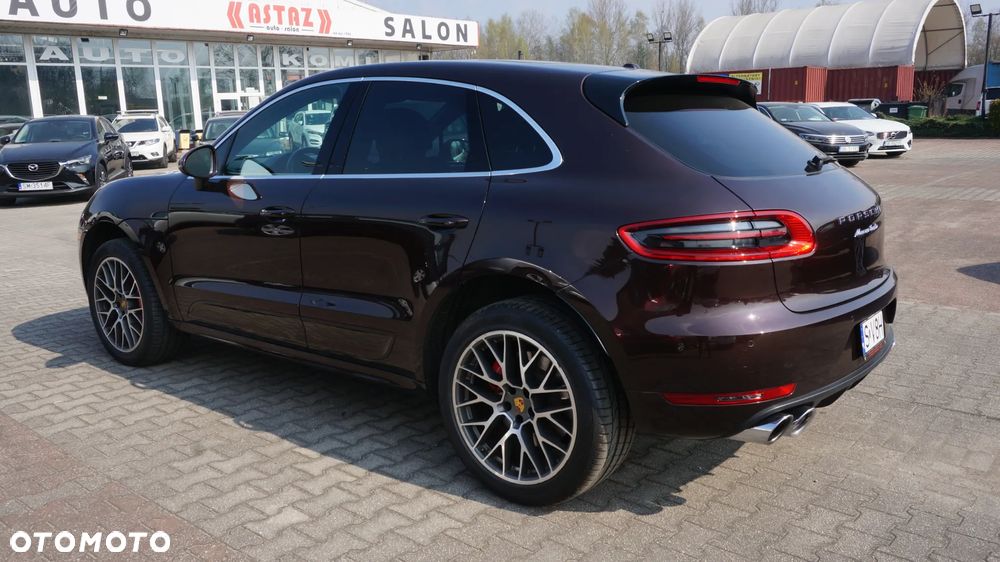 Porsche Macan - 4