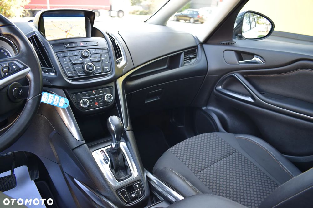 Opel Zafira 2.0 CDTI Cosmo - 26