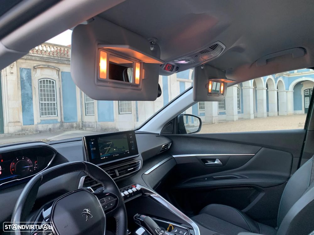 Peugeot 3008 1.5 BlueHDi Allure Pack EAT8 - 32