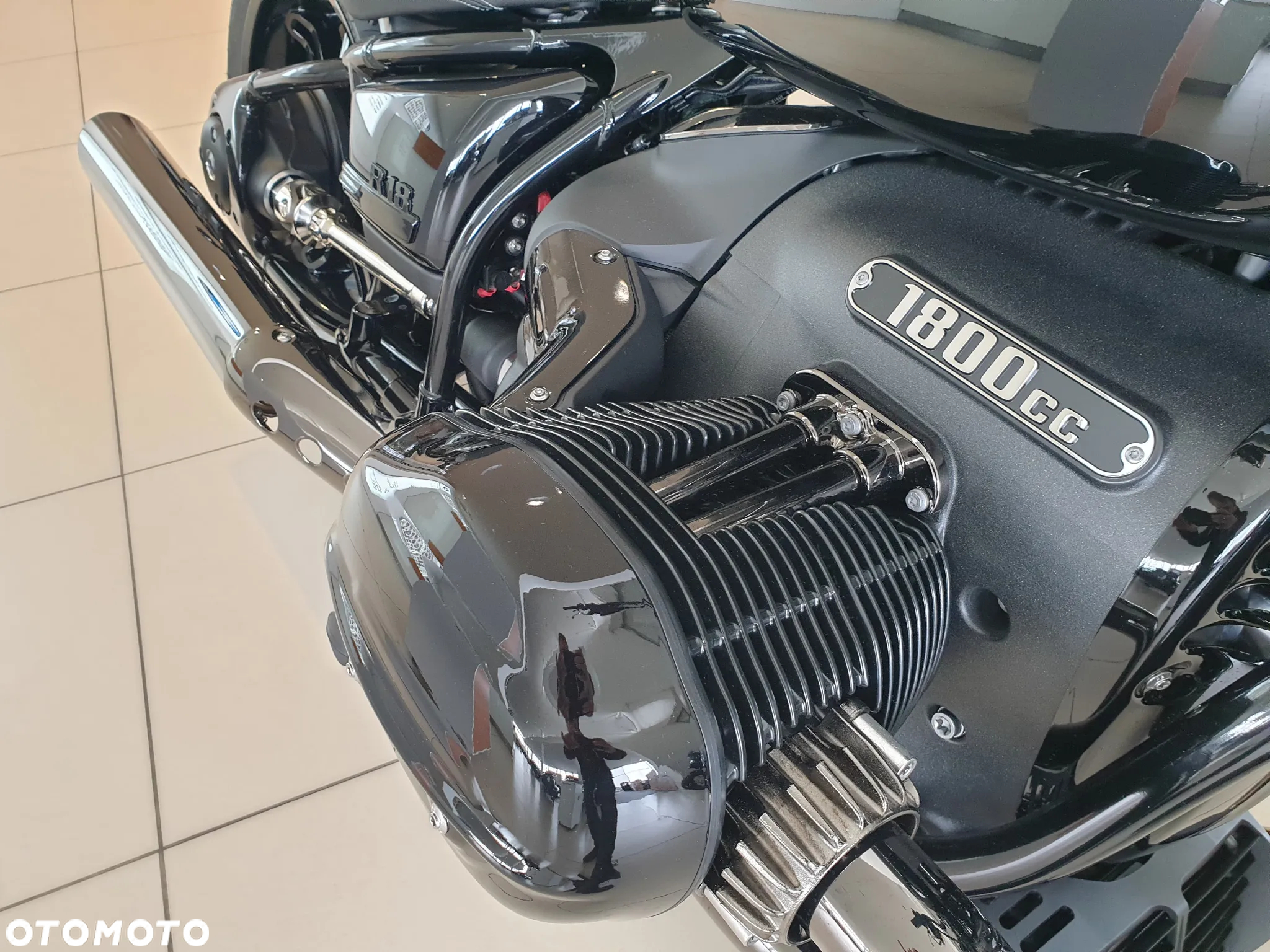 BMW R - 9