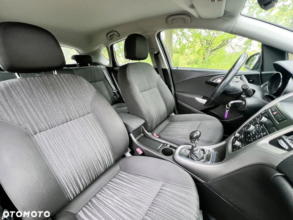 Opel Astra - 11