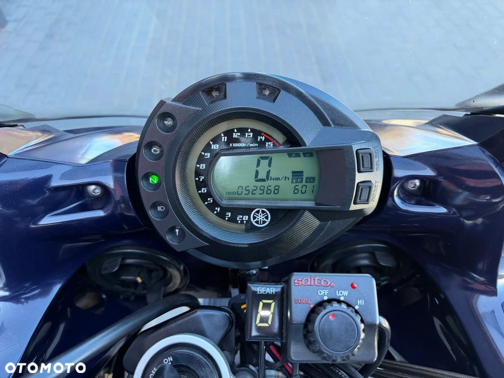 Yamaha FZ - 29